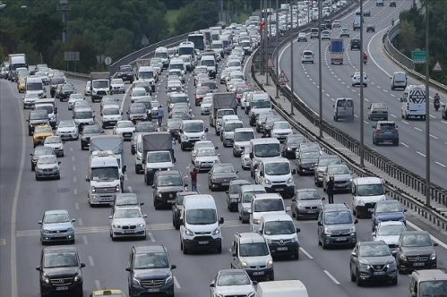 Trafiğe ocakta 117 bin 313 aracın kaydı yapıldı Trafiğe ocakta 117 bin 313 aracın kaydı yapıldı