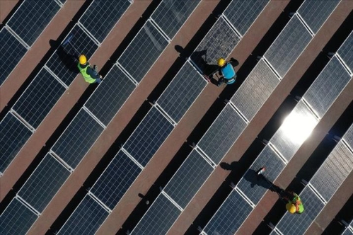 Türkiye'nin yenilenebilir enerji kapasitesi 2024'e kadar yüzde 49 büyüyecek Türkiye'nin yenilenebilir enerji kapasitesi 2024'e kadar yüzde 49 büyüyecek