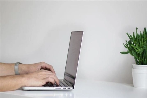 Evden çalışma ve uzaktan eğitimin etkisiyle tablet bilgisayar satışları yüzde 113 arttı Evden çalışma ve uzaktan eğitimin etkisiyle tablet bilgisayar satışları yüzde 113 arttı