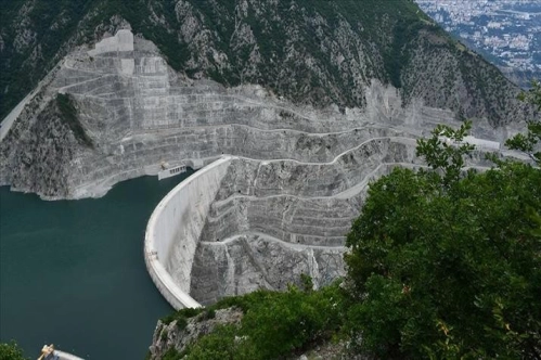 Elektrikte kurulu güç geçen yıl sonunda 95 bin 890 megavata ulaştı Elektrikte kurulu güç geçen yıl sonunda 95 bin 890 megavata ulaştı