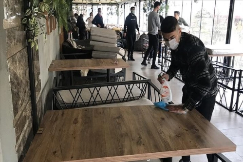 Yeme-içme sektörü sıkı tedbiri elden bırakmayacak Yeme-içme sektörü sıkı tedbiri elden bırakmayacak