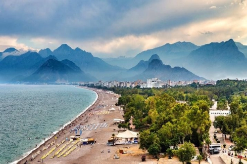 Almanlar tatillerini turizm merkezi Antalya'da geçirmek istiyor Almanlar tatillerini turizm merkezi Antalya'da geçirmek istiyor