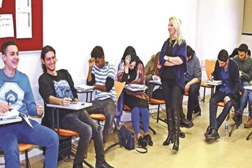 Dil eğitiminde Pearson ayrıcalığı Dil eğitiminde Pearson ayrıcalığı