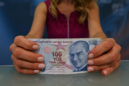 Türkiye ilk çeyrekte yüzde 7 büyüdü Türkiye ilk çeyrekte yüzde 7 büyüdü