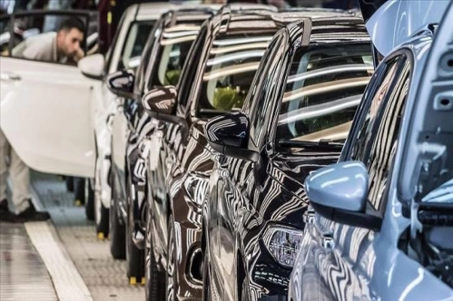 Otomotiv şirketlerinden ilk çeyrekte 3,3 milyar lira kar Otomotiv şirketlerinden ilk çeyrekte 3,3 milyar lira kar