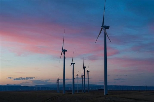 Sıfır emisyon için gelişmekte olan ülkelerde temiz enerji yatırım ihtiyacı yıllık 1 trilyon dolar Sıfır emisyon için gelişmekte olan ülkelerde temiz enerji yatırım ihtiyacı yıllık 1 trilyon dolar