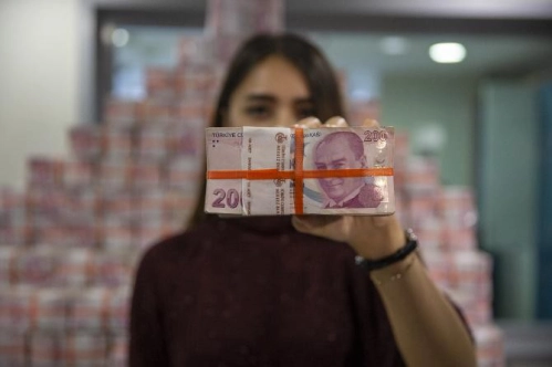 Ekonomide temmuz ayı sıcak geçecek Ekonomide temmuz ayı sıcak geçecek