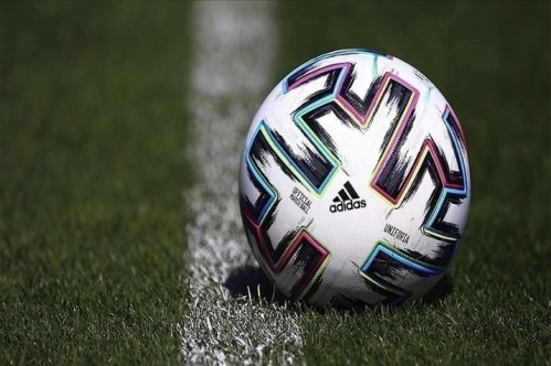 Türk futbol kulüpleri 5 yılın ardından yurt dışından bonservisli oyuncu transferinde açık verdi Türk futbol kulüpleri 5 yılın ardından yurt dışından bonservisli oyuncu transferinde açık verdi