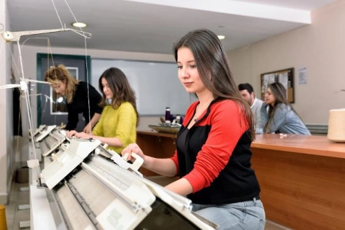 Lisansüstü kariyer için benzersiz programlar Lisansüstü kariyer için benzersiz programlar