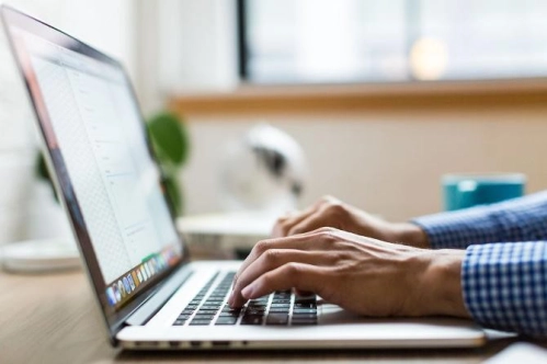 Geçici e-teminat mektuplarına ilişkin işlemler Kamu İhale Kanunu ile ilgili yönetmeliklere göre yapılacak Geçici e-teminat mektuplarına ilişkin işlemler Kamu İhale Kanunu ile ilgili yönetmeliklere göre yapılacak