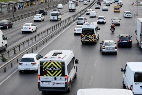 Okul servis araçlarına yaş esnekliği Okul servis araçlarına yaş esnekliği