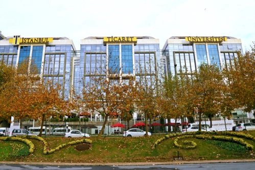 TİCARET öğrencilerine İTO’dan güçlü destek TİCARET öğrencilerine İTO’dan güçlü destek