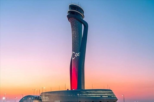 İstanbul Havalimanı 'Yılda 40 milyondan fazla yolcuyla Avrupa'nın en verimli havalimanı' seçildi İstanbul Havalimanı 'Yılda 40 milyondan fazla yolcuyla Avrupa'nın en verimli havalimanı' seçildi