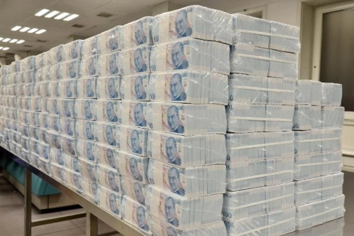 Bankacılık sektörü kredi hacmi geçen hafta 3 trilyon 903,6 milyar lira oldu Bankacılık sektörü kredi hacmi geçen hafta 3 trilyon 903,6 milyar lira oldu
