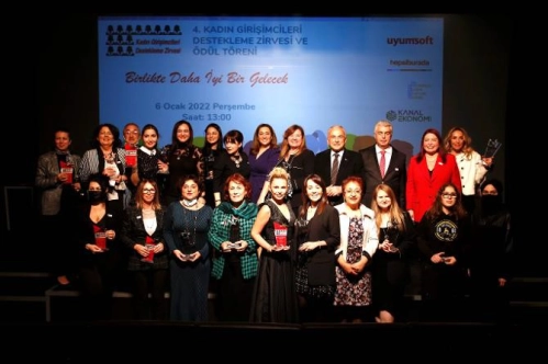 Başarılı kadınlara ödül Başarılı kadınlara ödül