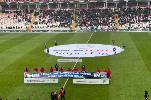 Süper Lig maçlarına ihracatta hedef 250 milyar dolar pankartı ile çıkılacak Süper Lig maçlarına ihracatta hedef 250 milyar dolar pankartı ile çıkılacak