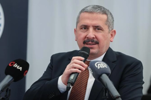 Türkiye ekonomisi istihdam, ihracat ve yatırımla büyüyecek Türkiye ekonomisi istihdam, ihracat ve yatırımla büyüyecek