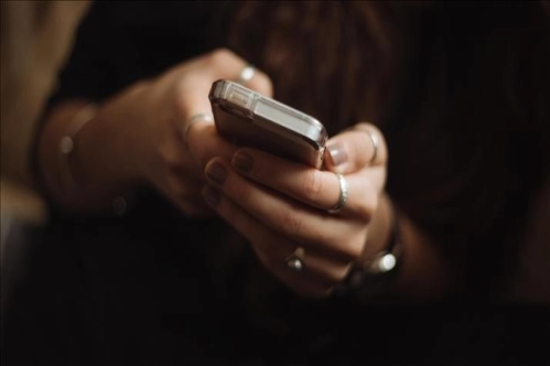 AB, bütün akıllı telefonlara tek tip şarj girişi getiriyor AB, bütün akıllı telefonlara tek tip şarj girişi getiriyor
