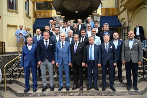 İTO Başkanı Avdagiç ‘Laleli Buluşmaları’na katıldı İTO Başkanı Avdagiç ‘Laleli Buluşmaları’na katıldı