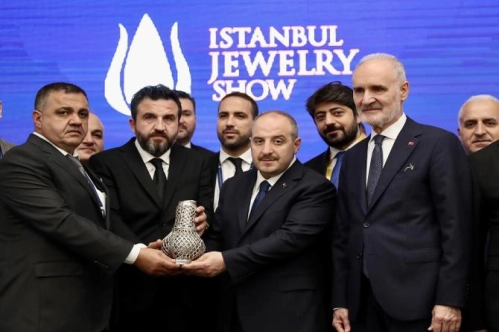 Yıllık altın imalatı 40 tonun üzerinde Yıllık altın imalatı 40 tonun üzerinde