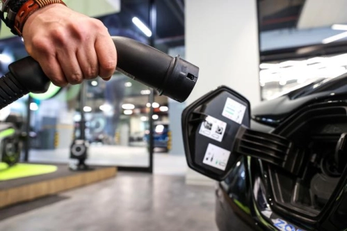 Avrupa’da geçen yıl satılan 3 otomobilden 1’i hibrit veya elektrikli Avrupa’da geçen yıl satılan 3 otomobilden 1’i hibrit veya elektrikli
