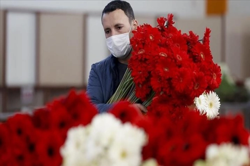 Pek çok sektör 14 Şubat’a hazırlanıyor Pek çok sektör 14 Şubat’a hazırlanıyor