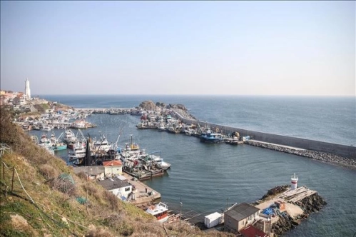 Balıkçılar, Karadeniz'in batısındaki avlanma yasağının etkilerini değerlendirdi Balıkçılar, Karadeniz'in batısındaki avlanma yasağının etkilerini değerlendirdi