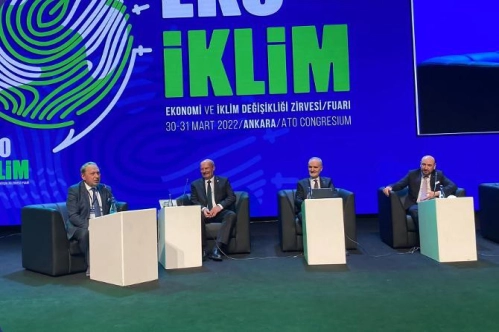 EKO İKLİM Zirvesi'nde ticaretin yeşil dönüşümü ele alındı EKO İKLİM Zirvesi'nde ticaretin yeşil dönüşümü ele alındı