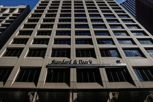 S&P'den Rusya'ya bir not indirimi daha S&P'den Rusya'ya bir not indirimi daha