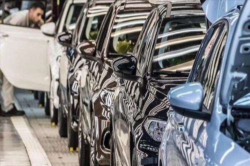 Otomotiv sektörü martta 2,7 milyar dolarlık ihracat yaptı Otomotiv sektörü martta 2,7 milyar dolarlık ihracat yaptı