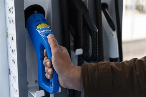 Elektrikli araç şarj ağı işletmeci lisansı başvuruları 18 Nisan'da alınmaya başlanacak Elektrikli araç şarj ağı işletmeci lisansı başvuruları 18 Nisan'da alınmaya başlanacak