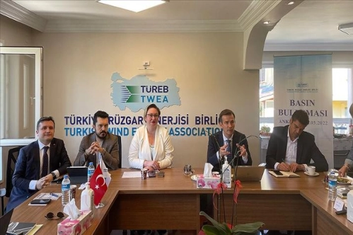 Batılı rüzgar devleri tedarik zincirini Türkiye'ye taşımak istiyor