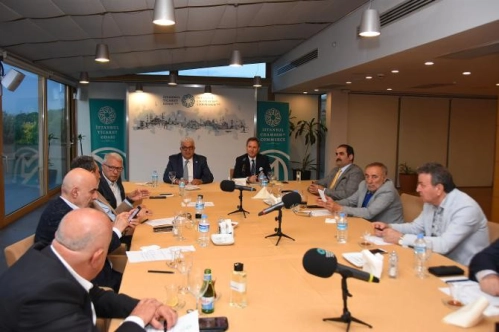 İhracat rekoru kıran tekstil sorunlarına çözüm aradı İhracat rekoru kıran tekstil sorunlarına çözüm aradı