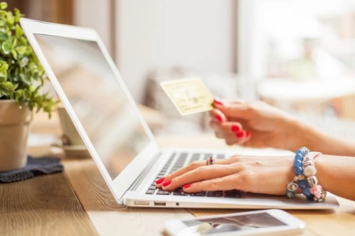 Yurt içi online işlemler ilk çeyrekte yüzde 49 arttı Yurt içi online işlemler ilk çeyrekte yüzde 49 arttı