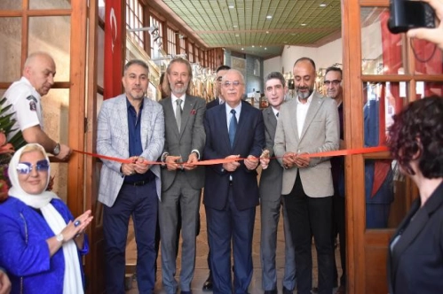 Ahşap, Hünkar Kasrı’nda dile geldi Ahşap, Hünkar Kasrı’nda dile geldi