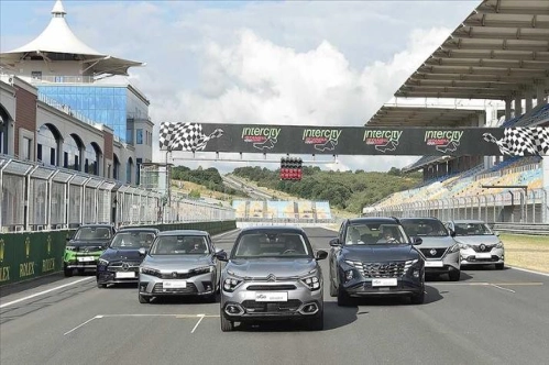 Türkiye'de ‘Yılın Otomobili’ Hyundai Tucson oldu Türkiye'de ‘Yılın Otomobili’ Hyundai Tucson oldu