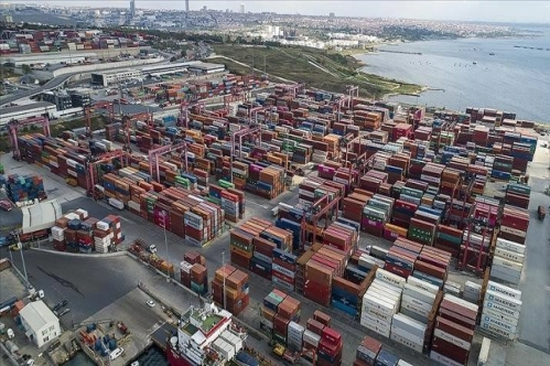 Yılın ilk yarısında elleçlenen yük ve konteyner miktarı arttı Yılın ilk yarısında elleçlenen yük ve konteyner miktarı arttı