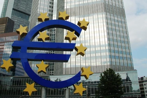 ECB, yeşil şirketleri desteklemek için kurumsal tahvil alımlarını yenileyecek ECB, yeşil şirketleri desteklemek için kurumsal tahvil alımlarını yenileyecek