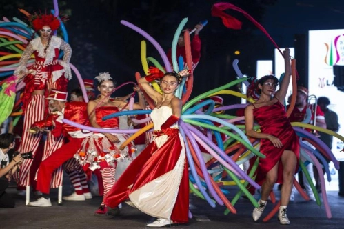9'uncu “Laleli Fashion Shopping Festivali” başladı 9'uncu “Laleli Fashion Shopping Festivali” başladı