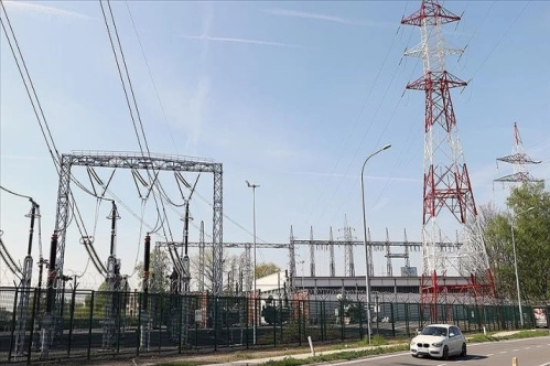 Küresel elektrik piyasalarında fiyatlar, savaşın körüklediği enerji krizinin etkisiyle zirveye çıktı Küresel elektrik piyasalarında fiyatlar, savaşın körüklediği enerji krizinin etkisiyle zirveye çıktı