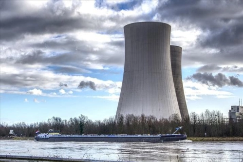 Enerji krizindeki Batılı ülkeler nükleere yöneliyor Enerji krizindeki Batılı ülkeler nükleere yöneliyor