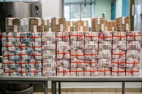 Aile desteğinde bütçeye 25 milyar lira daha ilave edildi Aile desteğinde bütçeye 25 milyar lira daha ilave edildi