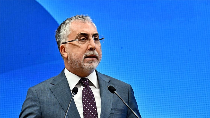 Bakan Işıkhan'dan sosyal güvenlik hakları ile ilgili açıklama! Bakan Işıkhan'dan sosyal güvenlik hakları ile ilgili açıklama!