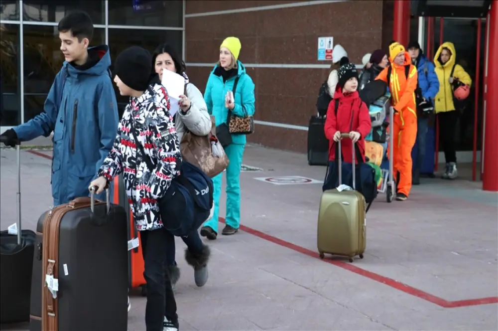 Rus turistler yılbaşı tatilinde yine Türkiye'yi tercih ediyor Rus turistler yılbaşı tatilinde yine Türkiye'yi tercih ediyor