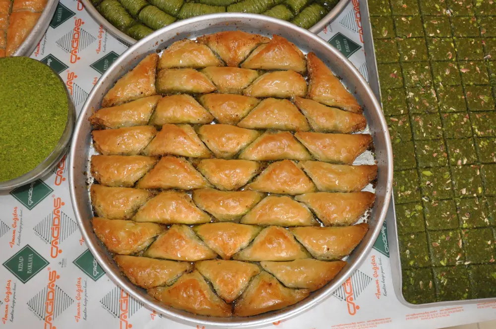 Devletlerin yeni marka gücü: Gastrodiplomasi Devletlerin yeni marka gücü: Gastrodiplomasi