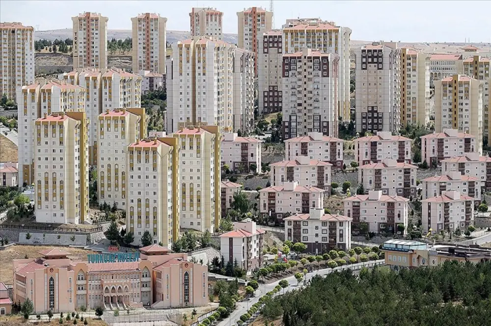 Türkiye'de 2022'de yaklaşık 3.5 milyon gayrimenkul satış işlemi yapıldı Türkiye'de 2022'de yaklaşık 3.5 milyon gayrimenkul satış işlemi yapıldı