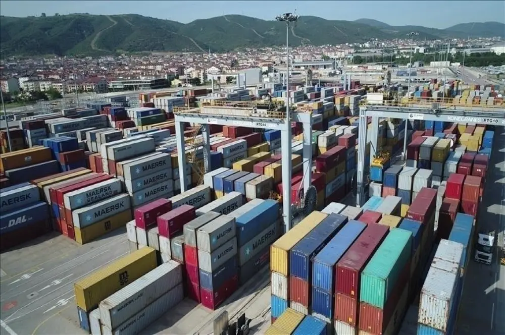 Kimya sektörü, ocakta yüzde 7.7 artışla 2.3 milyar dolar ihracat gerçekleştirdi Kimya sektörü, ocakta yüzde 7.7 artışla 2.3 milyar dolar ihracat gerçekleştirdi