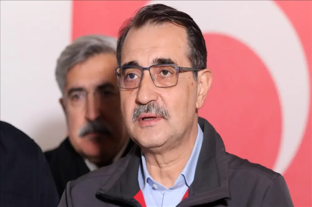Akaryakıt ikmali konusunda rafinerilerde ve depolarda sıkıntı yaşanmıyor Akaryakıt ikmali konusunda rafinerilerde ve depolarda sıkıntı yaşanmıyor