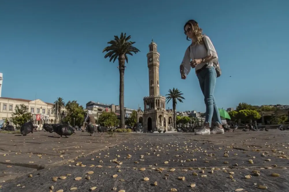 İzmir İktisat Kongresi ertelendi İzmir İktisat Kongresi ertelendi