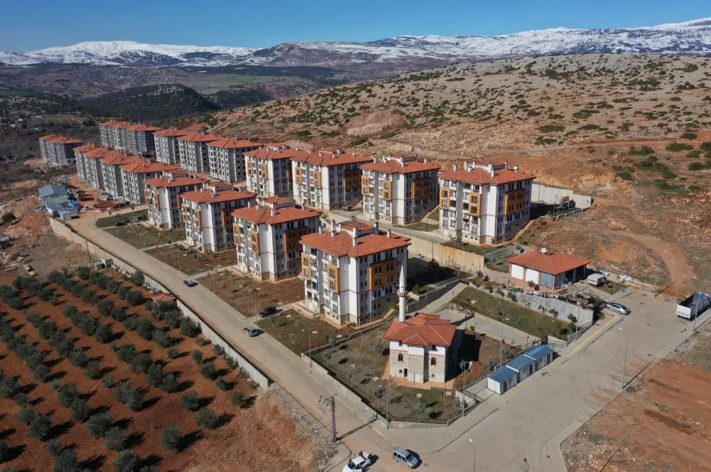 Kentlisine köylüsüne yöreye uygun konut Kentlisine köylüsüne yöreye uygun konut